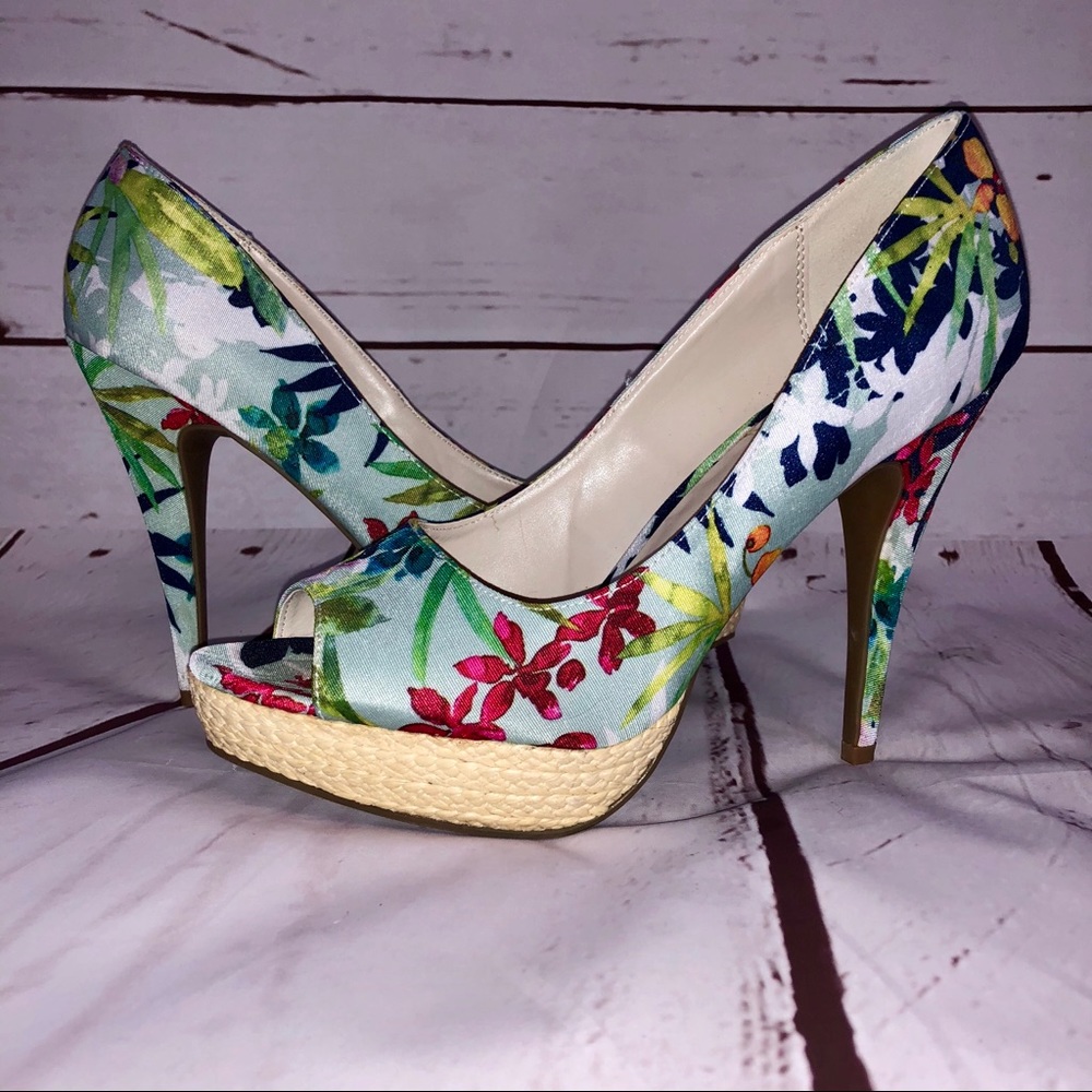 Apt. 9 Beignet Floral Peep Toe High Heel Platform - Picture 2 of 5